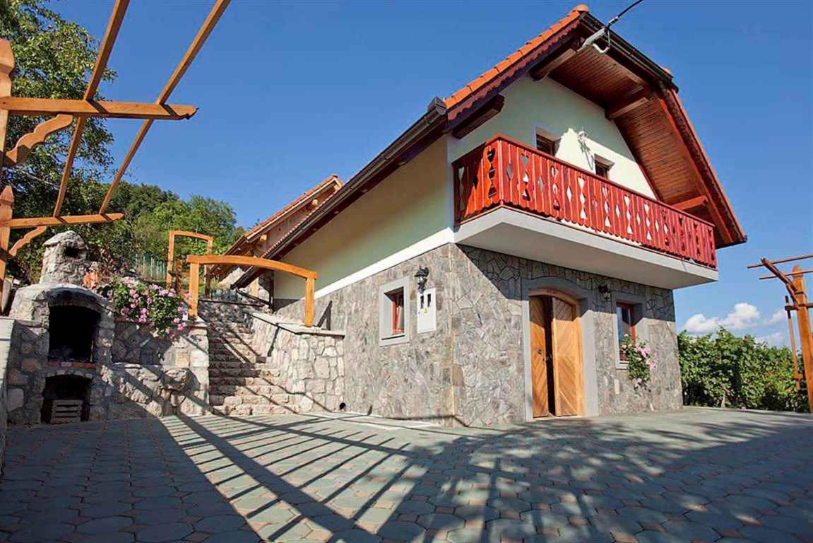 Holiday Home In Otocec Kranjska Krain 26062 Luaran gambar