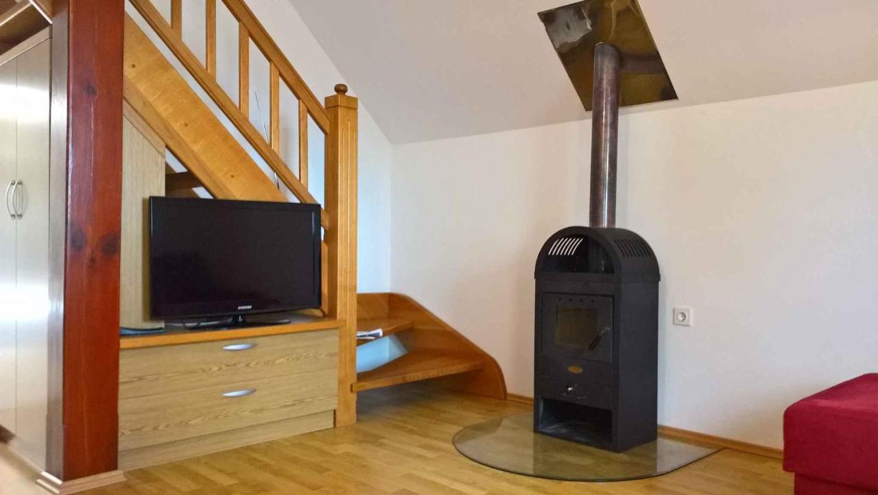 Holiday Home In Otocec Kranjska Krain 26062 Luaran gambar